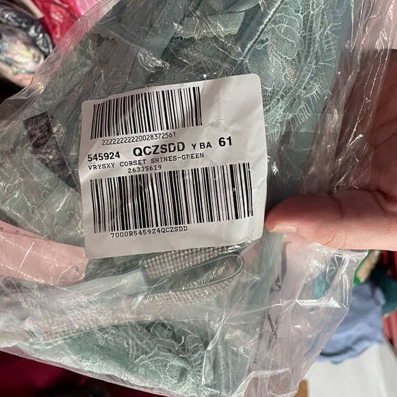 •NWT Victoria’s Secret Shine Strap Mint Haze Lace Corset // 34DD - Picture 8 of 8